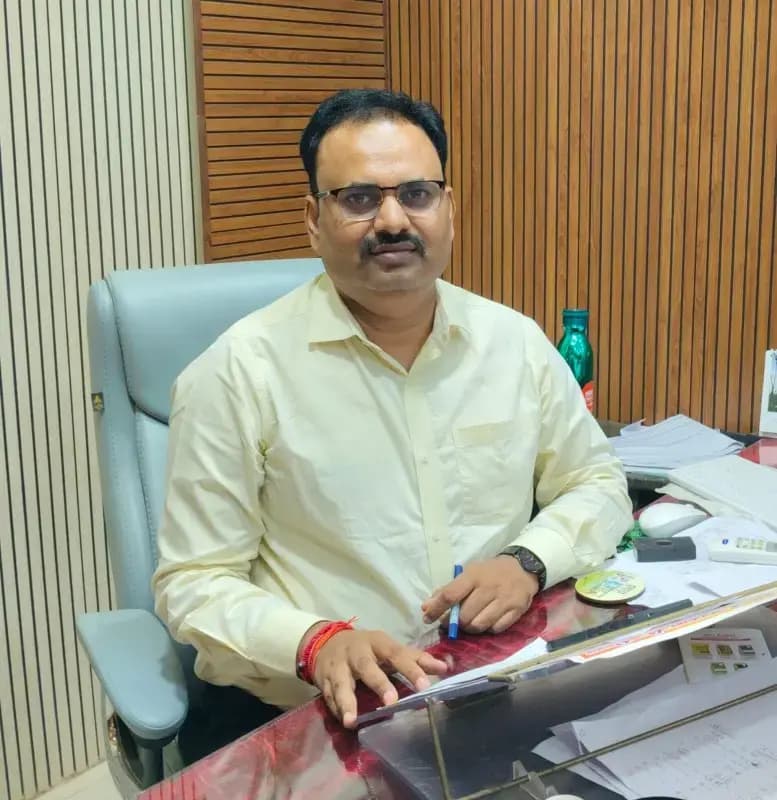 चन्दौली में कृषि रक्षा उपकरणों व बखारी पर 50% तक अनुदान, 312 उपकरणों के लिए बुकिंग शुरू