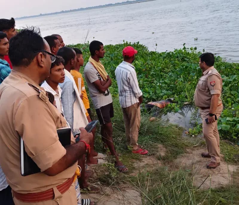 धानापुर के गुरैनी गांव के सामने गंगा में उतराया मिला युवक का शव, तीन दिन से था लापता