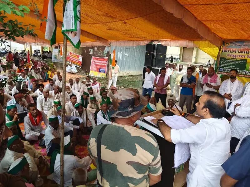 विंध्य एक्सप्रेस-वे के भूमि अधिग्रहण में संशोधन की मांग, किसानों ने विधायक सुशील सिंह को सौंपा ज्ञापन