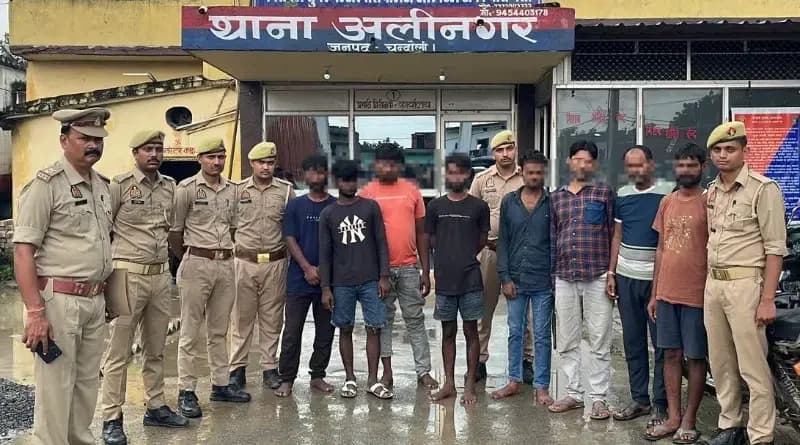 भैंस चोरी करने वाले गिरोह का पर्दाफाश, आठ गिरफ्तार