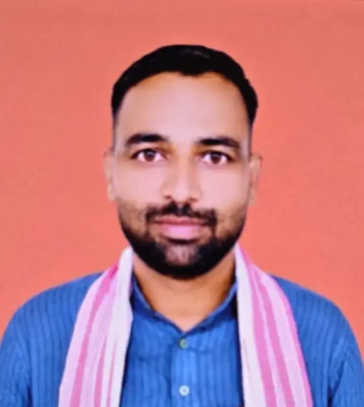 एक और सम्मान: पंचायत रत्न सम्मान से सम्मानित होंगे प्रहलादपुर के निवर्तमान प्रधान आशुतोष सिंह ‘मिन्टू’