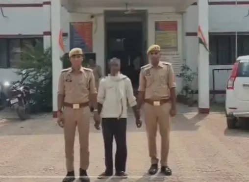 ₹25 हजार का इनामी गोवध आरोपी गिरफ्तार, फर्जी आधार कार्ड से खरीदा था वाहन