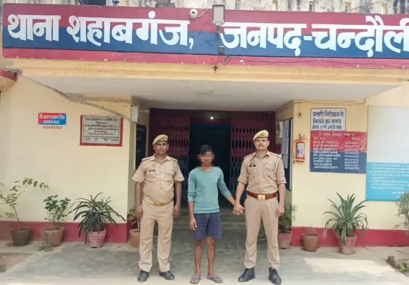 तीन गोवंश के साथ पशु तस्कर गिरफ्तार