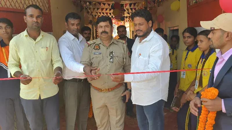 एमबीएन पब्लिक स्कूल में छात्र-छात्राओं को महिला सशक्तीकरण और सरकारी योजनाओं के प्रति किया जागरूक