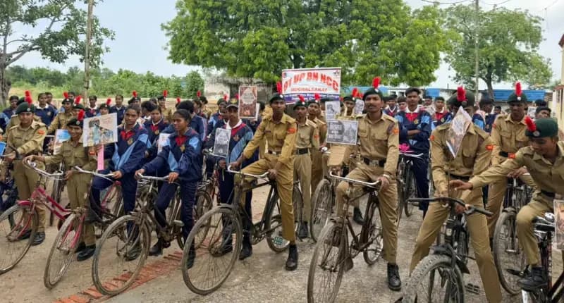राष्ट्रीय एकता दिवस पर एनसीसी कैडेटों ने निकाली साइकिल रैली